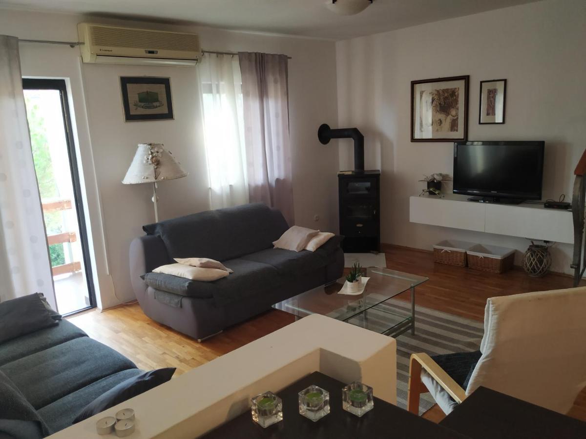 Apartmani Deleut Новий Винодольський Екстер'єр фото