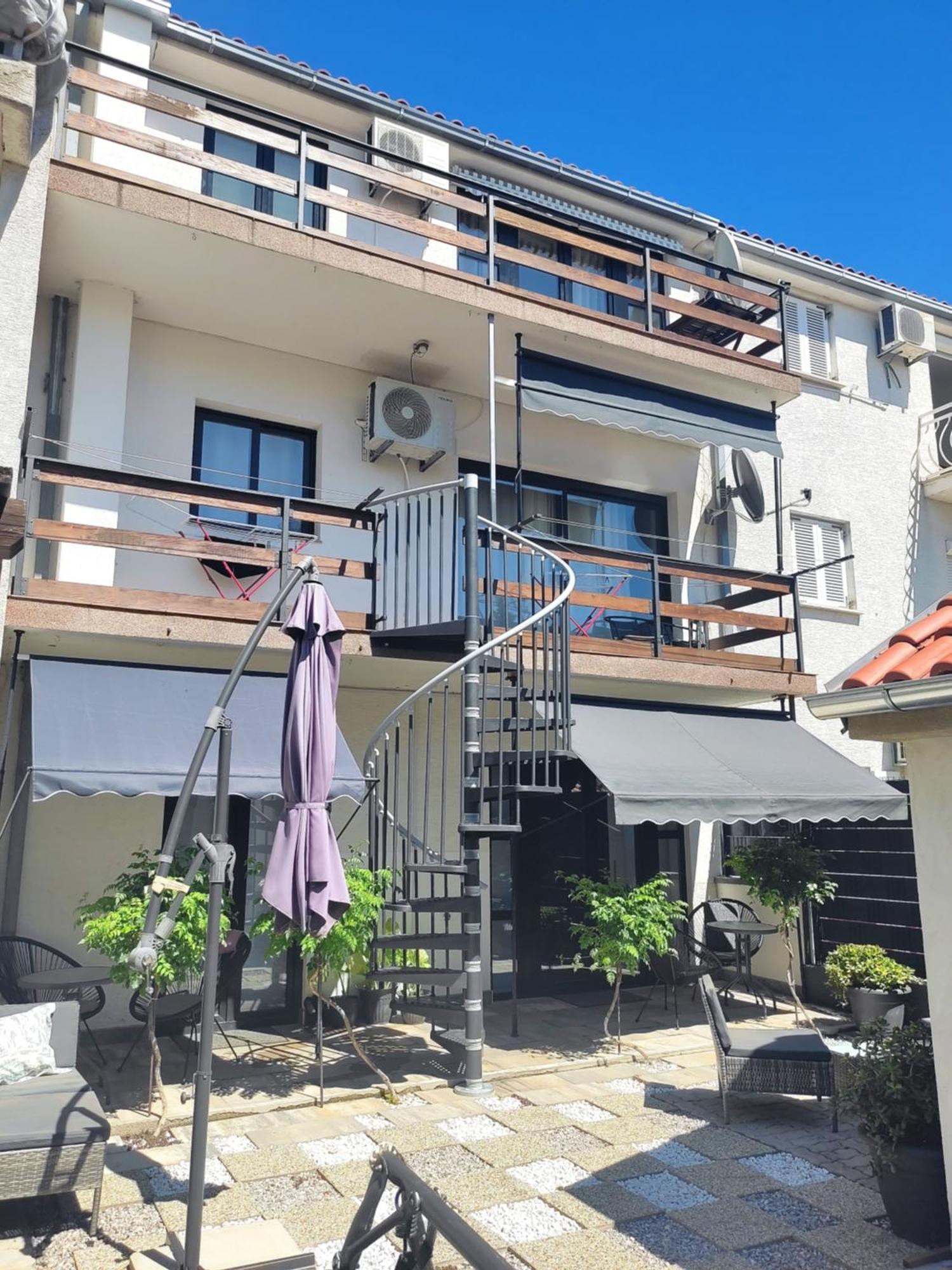 Apartmani Deleut Новий Винодольський Екстер'єр фото