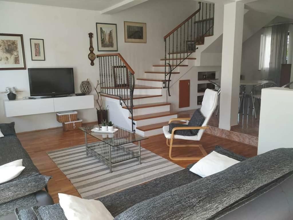 Apartmani Deleut Новий Винодольський Екстер'єр фото